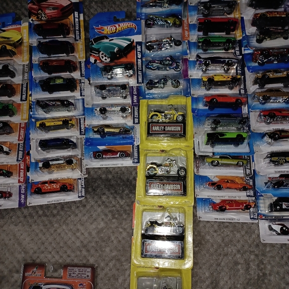 Hot wheels - Picture 3 of 4